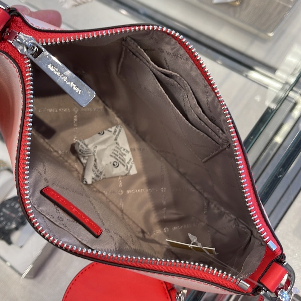 Michael Kors Jet Set Travel Tech Attached with Adjustable Coral Reef Crossbody - Picture 8 of 16